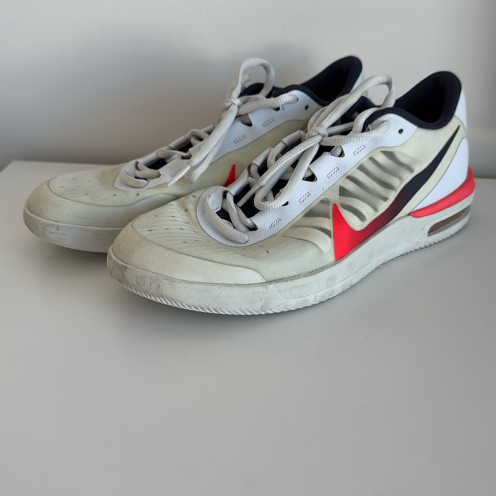 Nike NikeCourt Air Max Vapor Wing MS Tennis Shoes Men's Size 9.5